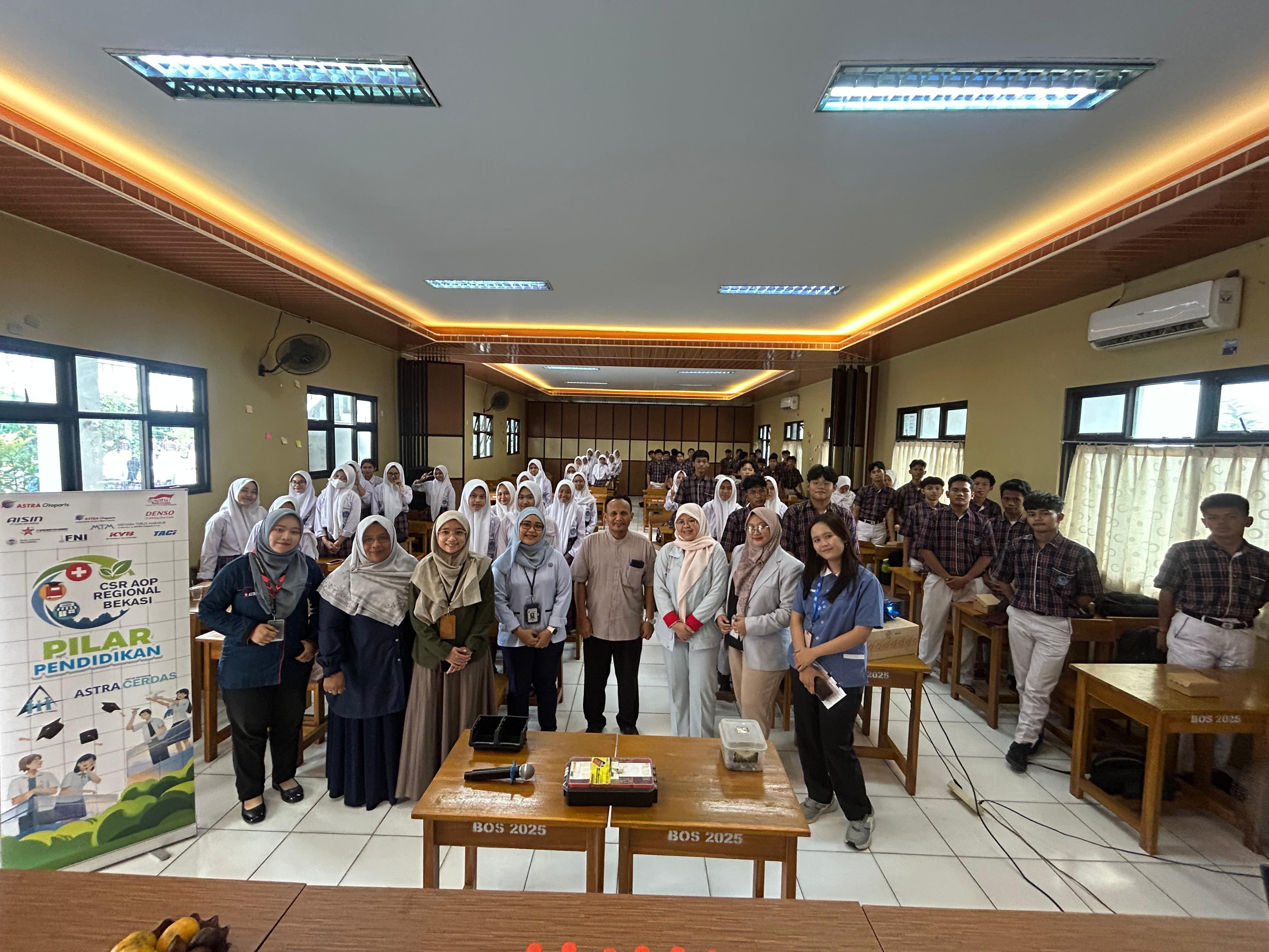 Seminar tentang budaya kerja ( Ringkas,rapi,resik,rawat,rajin )